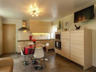Holiday Home in Le Bizet near Forest, cleaning included - Le Bizet - 3