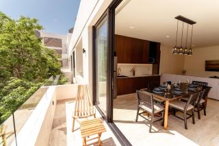 Sleek Penthouse Escape With Rooftop Pool - Tulum - 9