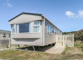 Waters Edge Leisure Park - Cardigan - 4