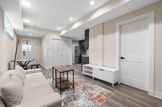 Beautiful 2BR Apartment New - 4