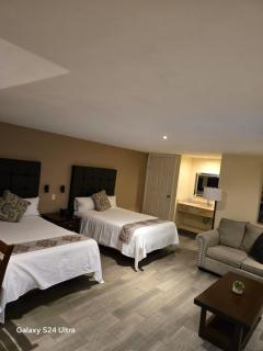 Hotel Express Inn - Sabinas - 0