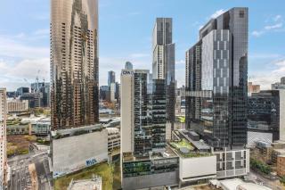 Urban Calm - Tranquil Retreat by Yarra River and Crown - 1