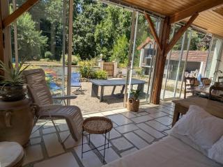 Moulin Authentique avec Jardin Privé et Activités pour Familles et Amis en Bord de Rivière - FR-1-653-251 -  - 1