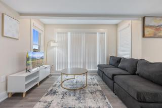 NEW Great Duplex Near Metro - Washington - 0