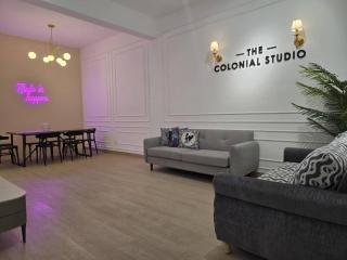 Colonial Studio - 9