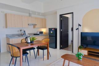 Cozy 2BR with a SunKissed Balcony - Città di Iloilo - 0