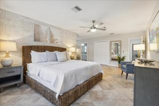 120 E Park Ln - Cocoa Beach - 2