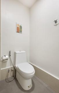 Spacious and Cozy 2 Bedroom with Balcony - Iloilo City - 1