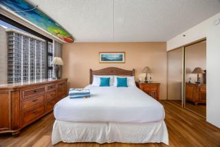 Tropical Escape, Ocean Views Condo with Parking - Honolulu - 1