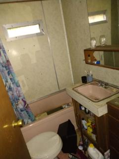 Pet-friendly, secluded, and peaceful pondside home near to Keene and Rindge NH - Fitzwilliam - 1