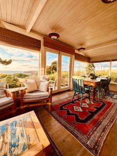 Three bedroom beach bungalow, Spectacular sea views - - 9