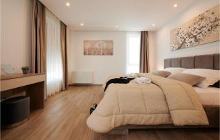 Amazing Home In Trogir - Trogir - 6