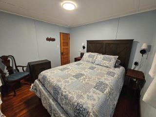 New! Above Crystal Lake - Hot Tub & Lake Views! - Frankfort - 6