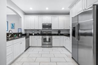 8023 Magnolia Ave - Cap Carnaveral - 4