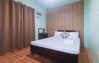 En Gedi Beach Resort by RedDoorz - Iba - 0