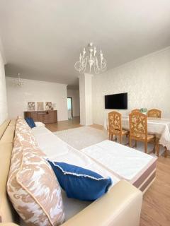 Трехкомнатная НУРСАЯ 2 рядом с Байтереком - Astana - 1