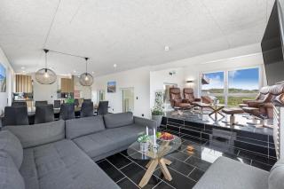 Family-Friendly Holiday Home With Indoor Pool And Outdoor Spa 100 Meters From The North Sea, - Ringkøbing - 7