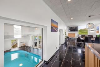 Family-Friendly Holiday Home With Indoor Pool And Outdoor Spa 100 Meters From The North Sea, - Ringkøbing - 1