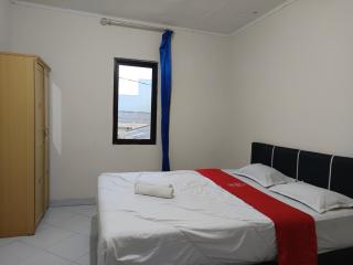 Four Hostel Bandar Lampung - Tanjungkarang - 3