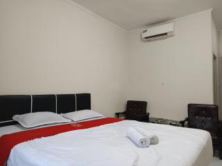 Four Hostel Bandar Lampung - Tanjungkarang - 8