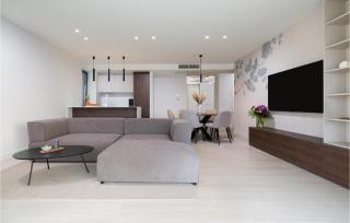 Lovely Apartment In Malinska - 7