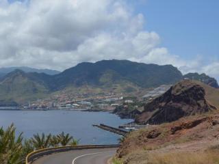 Villa in Madeira with Mountain Views - Santo da Serra - 4