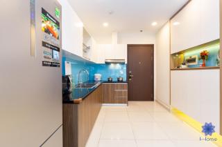 iHome Furnished Apartments with Free Gym & Pool, Airport Pick-Up Service - Ho-Chi-Minh-Stadt - 3