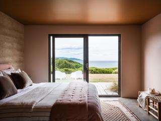 FIRST LIGHT Tasmania House - Seymour - 1