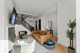 Stately DC Rowhome Spacious 7BR & 4BA #DCottage - Washington - 2