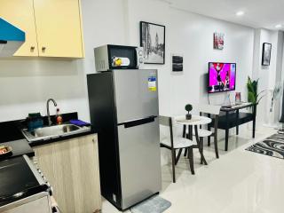 The Traveler's Choice - Unit 605 One Pontefino Tower - Batangas City - 6