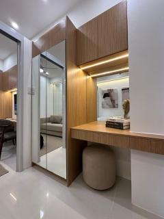 Antoneitte Staycation - Fame Residence T4 - Manila - 5