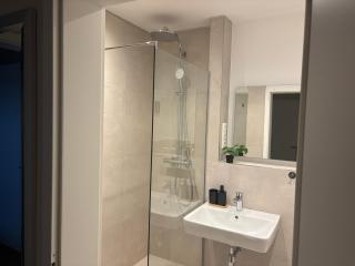 RAUM2GO - NO2 zentrales 2-Zimmer apartment DESIGN & BLICK - Wiesbaden - 3