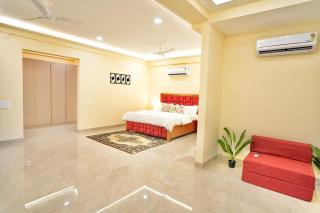 The Cabinet - Your Night, Your Deck - 5