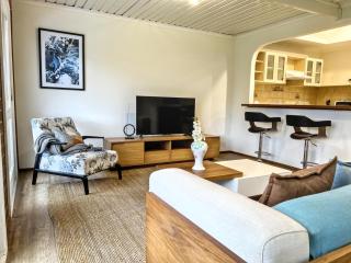 Bright & Airy 4BR House in Endeavour Hills - Doveton - 9