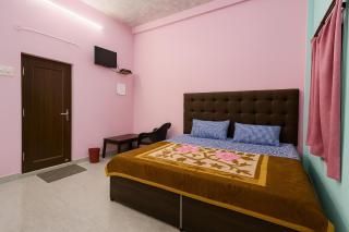 HOTEL SHIVAYY MAJESTIC 3 km from kashi vishwanath temple - Varanasi - 9