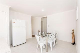 Beeliar Family Home - Cockburn Central - 5