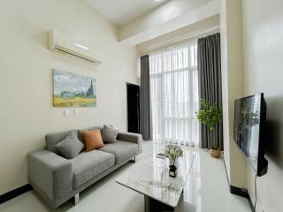 High Ceiling 1BR OPR #7 - 6