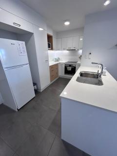 Location, location, location - private apartment - Brisbane - 8
