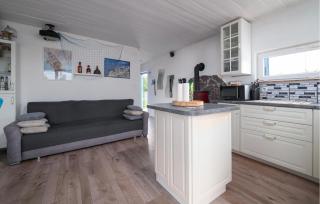 3 Bedroom Gorgeous Home In Peroj - Peroj - 8