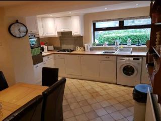 Whimsy by the Peaks, private parking, fenced garden, good walks, pub - Tansley - 3