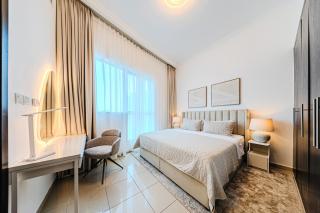 1BD Canal View for 4 in Bay Central, Dubai Marina - 9