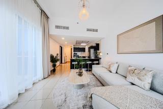 1BD Canal View for 4 in Bay Central, Dubai Marina - 4