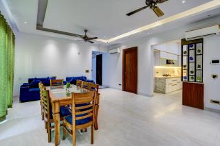 Hotel white House sector 122 - Noida - 4