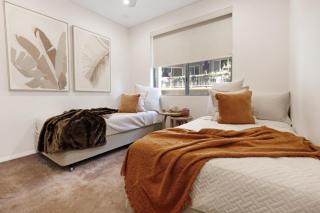 The Strand Stunner - North Ward - 5