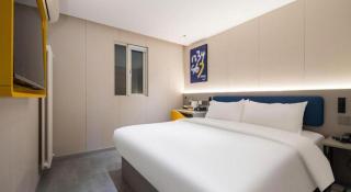 7 Days Inn Qingdao Shandong Road Zhenning Overpass Branch - 1