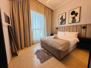 Bay Central Sea and Canal View, Dubai Marina - 9