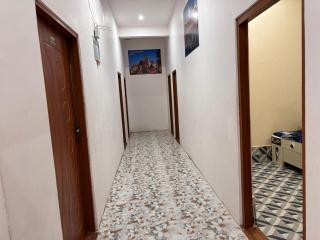 Hotel Vrindavan Sarovar - 4