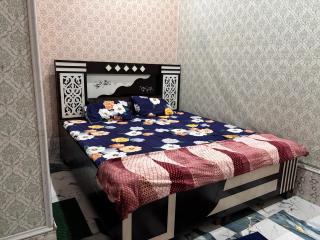 Hotel Vrindavan Sarovar - 6