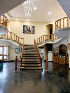 Lord Krishna Guest House - Indore - 1