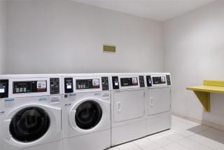 Home2 Suites by Hilton Philadelphia Convention Center - 9